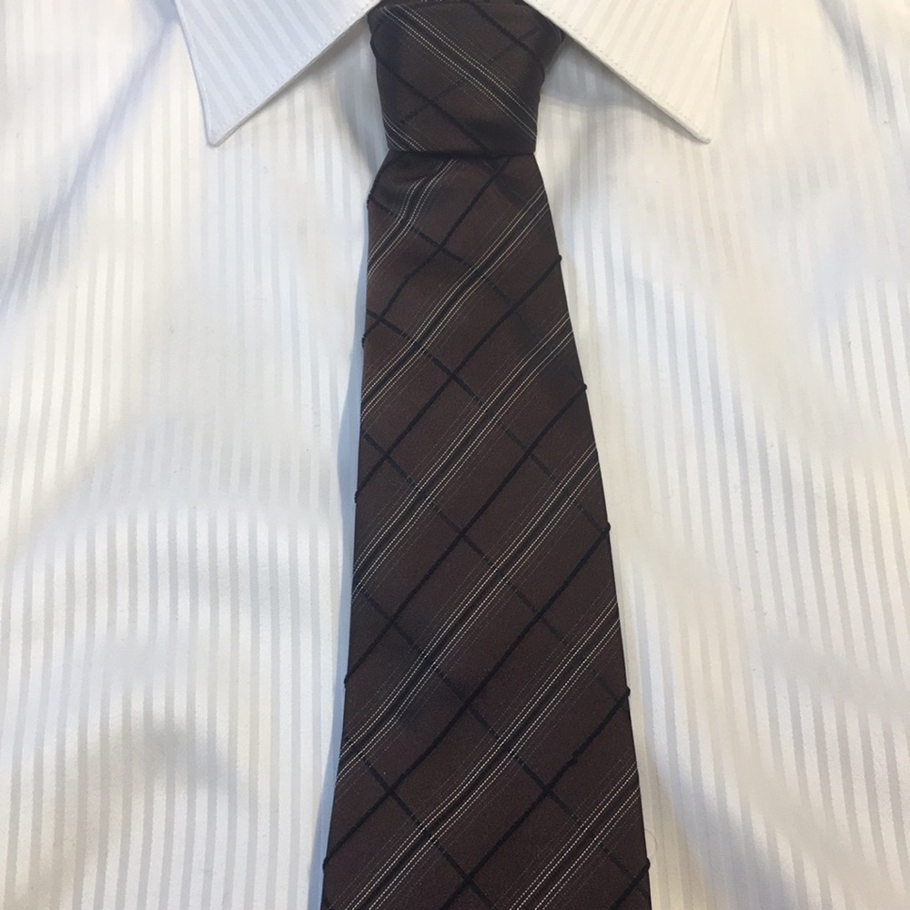 Hudson Room-dark brown with black plaid, 100% silk Italian made tie. LIKE NEW